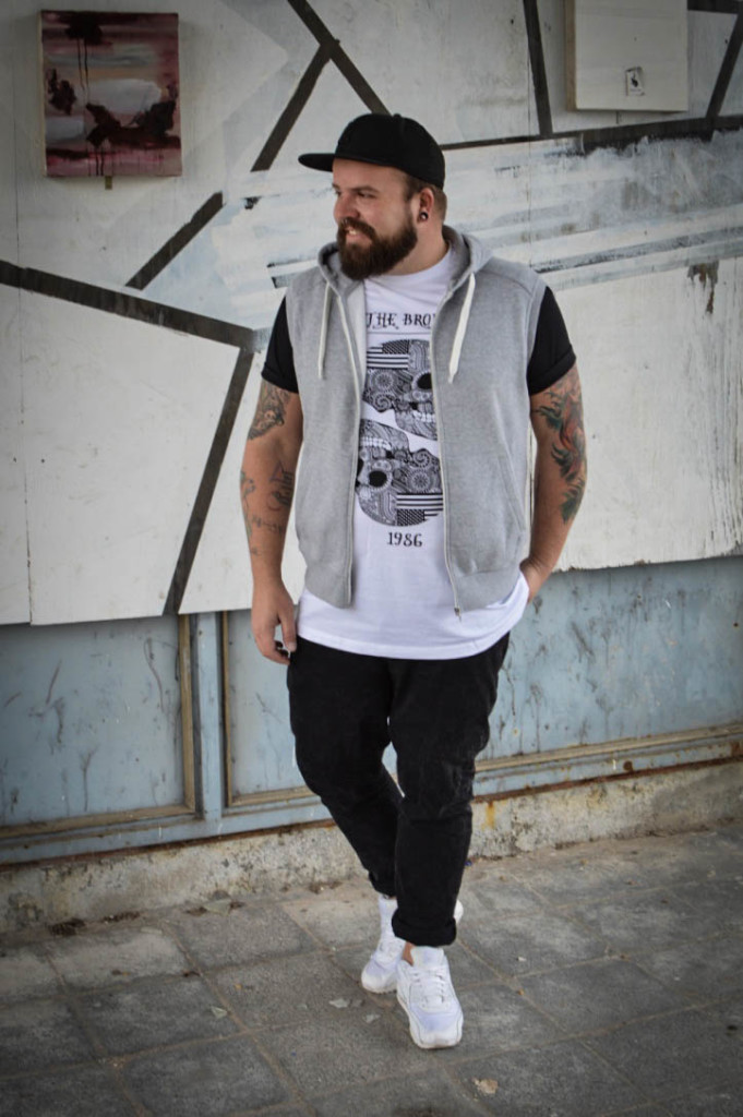 Cooler Look in Grau, Schwarz & Weiß mit Happy Size