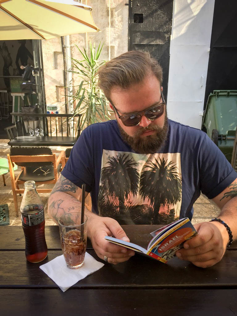 Palmen Print Shirt und Shorts Tel Aviv Plus Size Model Blogger Claus Fleissner