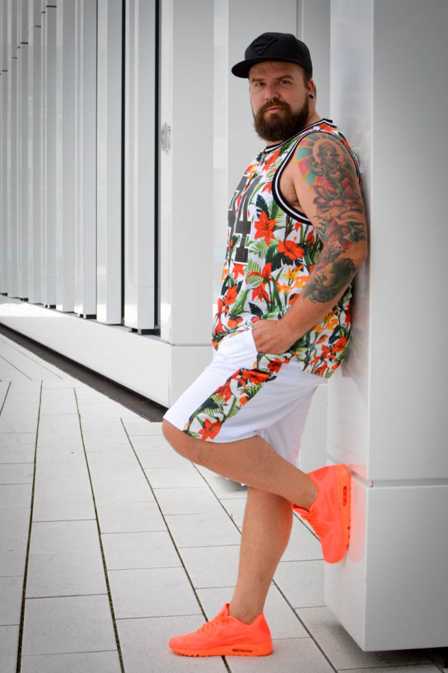 H&M Men Flower Palm Print Male Plus Size Fashion Blog Blogger Model Claus Fleissner