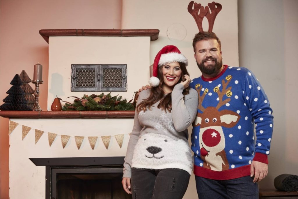 Male Plus Size Blog Blogger Model Claus Fleissner Happy Size Weihnachten Christmas Xmas Shooting große Größen Herrenmode XXL Männermode Santa Claus Céline Denefleh Curvy Supermodel RTL2 Weihnachtspullover Ugly Sweater Xmas Jumper Weihnachtspulli Rentier Eisbär