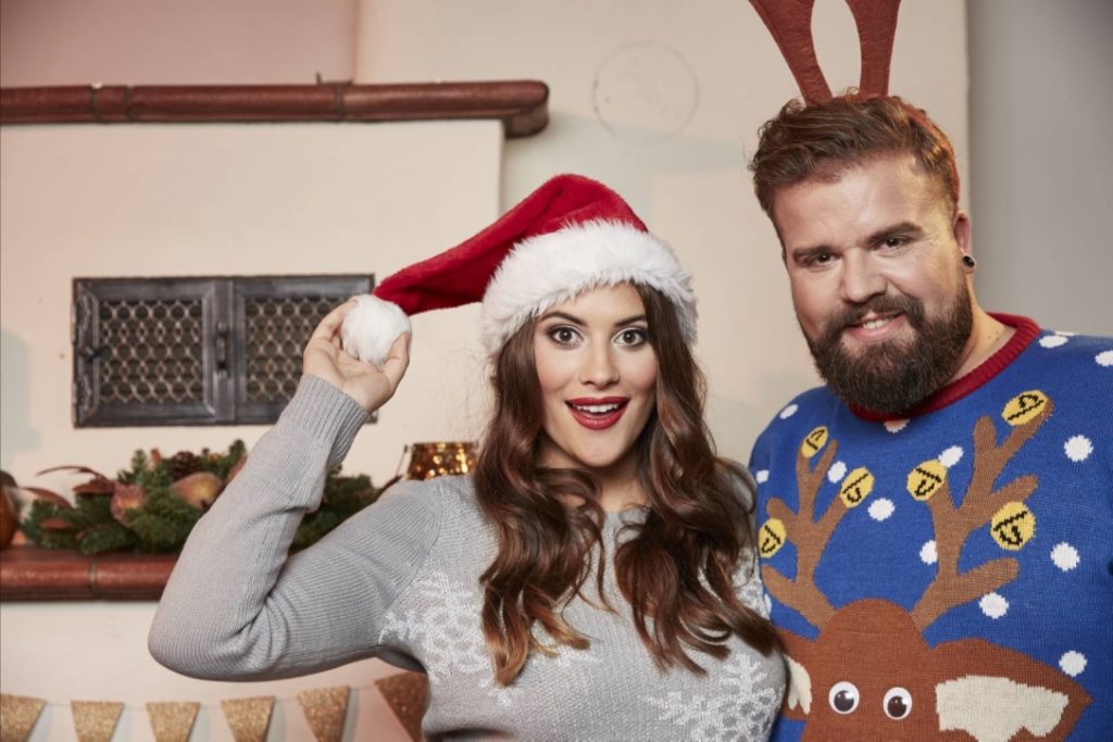 Male Plus Size Blog Blogger Model Claus Fleissner Happy Size Weihnachten Christmas Xmas Shooting große Größen Herrenmode XXL Männermode Santa Claus Céline Denefleh Curvy Supermodel RTL2 Weihnachtspullover Ugly Sweater Xmas Jumper Weihnachtspulli Rentier Eisbär