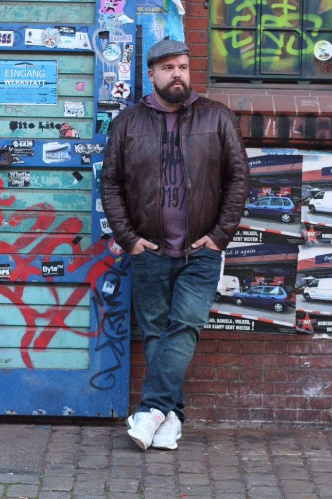 Male Plus Size Blog Blogger Model Malemodel Luziehtan Luciana Lederjacke Kunstlederjacke XXL Männermode Herrenmode große Größen