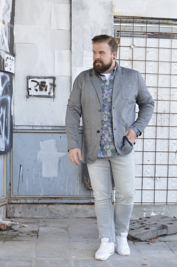 Jersey Jacket: From Casual Business Look To After Work Drinks - Extra Inches