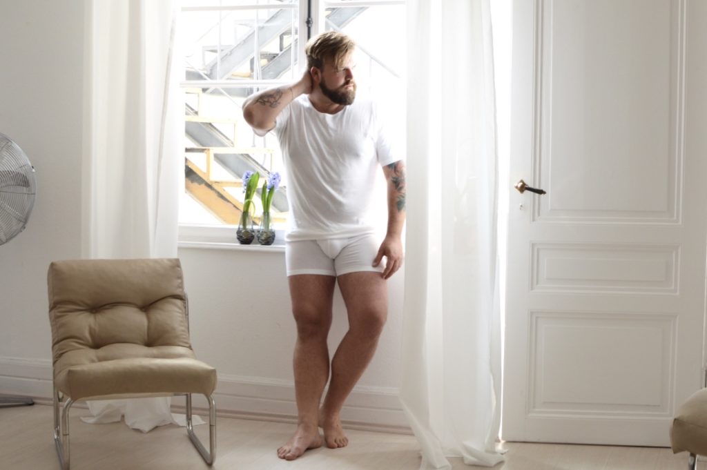 Plus Size Bodywear by mey Plus Size Blogger Model Claus Fleissner Unterwäsche XXL