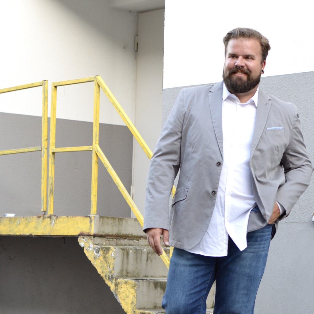 Business casual sales large men