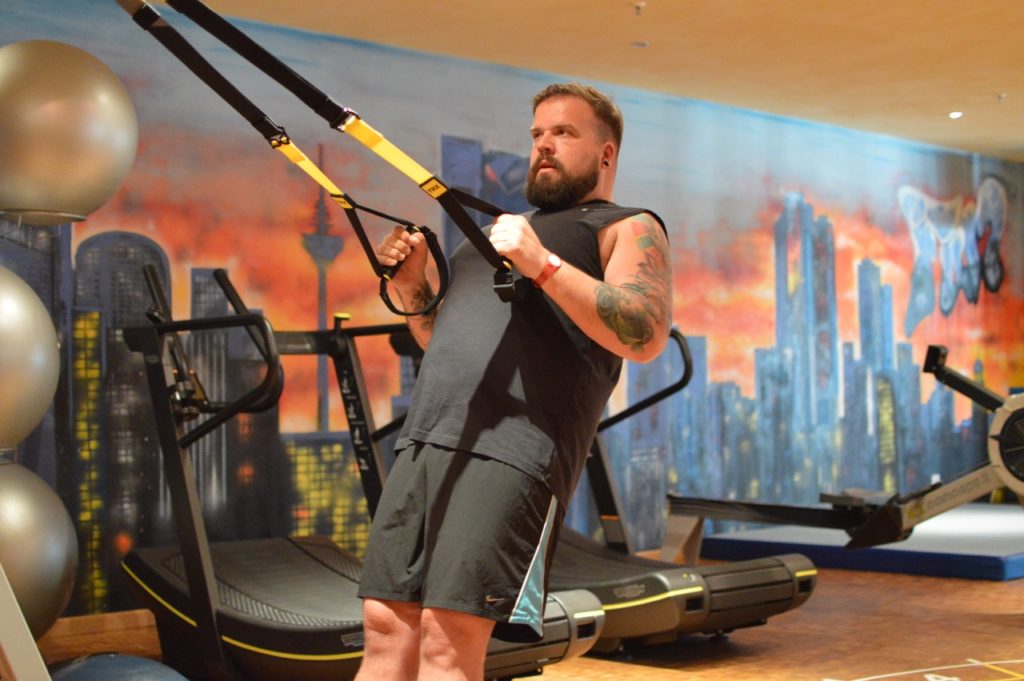 Meridian Spa Frankfurt Hamburg Kiel Berlin Wellness Sport Training Fitness Studio Gym Claus Fleissner Extra Inches