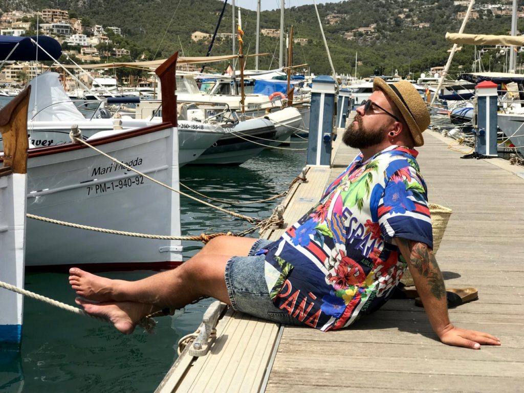 Hemd Asos Plus Postkarten Motiv Mallorca