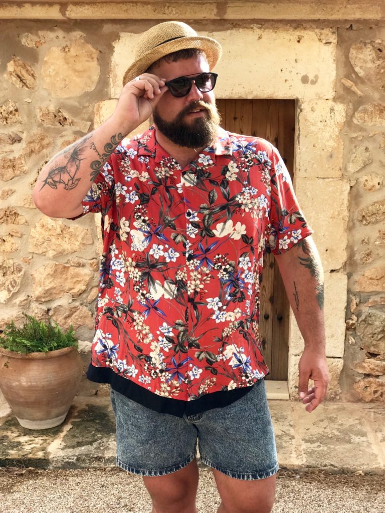 Mallorca Blumenprinz floral ASOS PLUS Hawaii Hemd