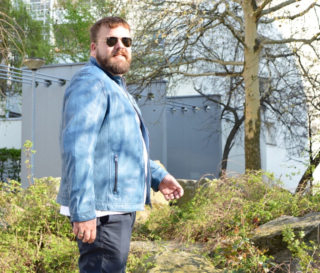 engbers XXL Lederjacke blau Ostern Gewinnspiel Einkaufsgutschein