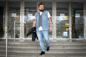 Balletrevolucion im Jeans Outfit