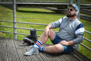 Sommer, Skates & Fun - Male Plus Size Model Claus