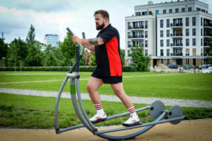 Sportswear Performance-Wear Plus Size Male Model Blogger Claus Fleissner