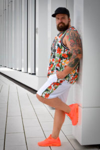 H&M Men Flower Palm Print Male Plus Size Fashion Blog Blogger Model Claus Fleissner
