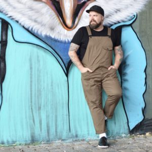 Latzhose ASOS PLUS Overalls Dungarees Chino Plus Size Model Blog