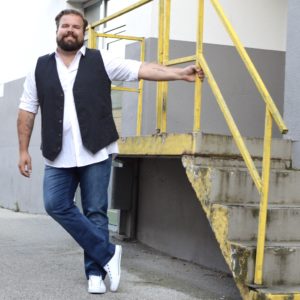 Sommer Weste Büro summer vest business casual friday plus size Männermode XXL große Größe Claus Fleissner Model Blog