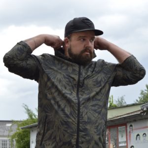 Happy Size Men Plus blog model plus size Claus Festival Look Outfit palm print Palmen camouflage