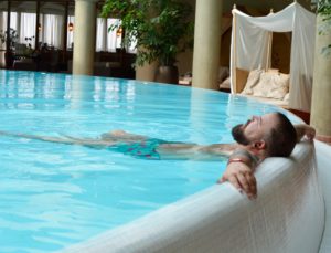Meridian Spa Frankfurt Hamburg Kiel Berlin Wellness Sport Training Fitness Studio Gym Claus Fleissner Extra Inches