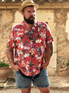 Mallorca Blumenprinz floral ASOS PLUS Hawaii Hemd