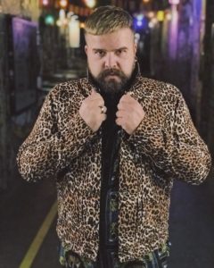 ASOS PLUS Men Leo Print New Years Eve Silvester Outfit Claus Fleissner