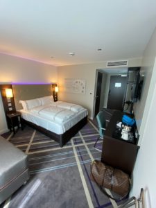 Zimmer Ansicht Premier Inn München